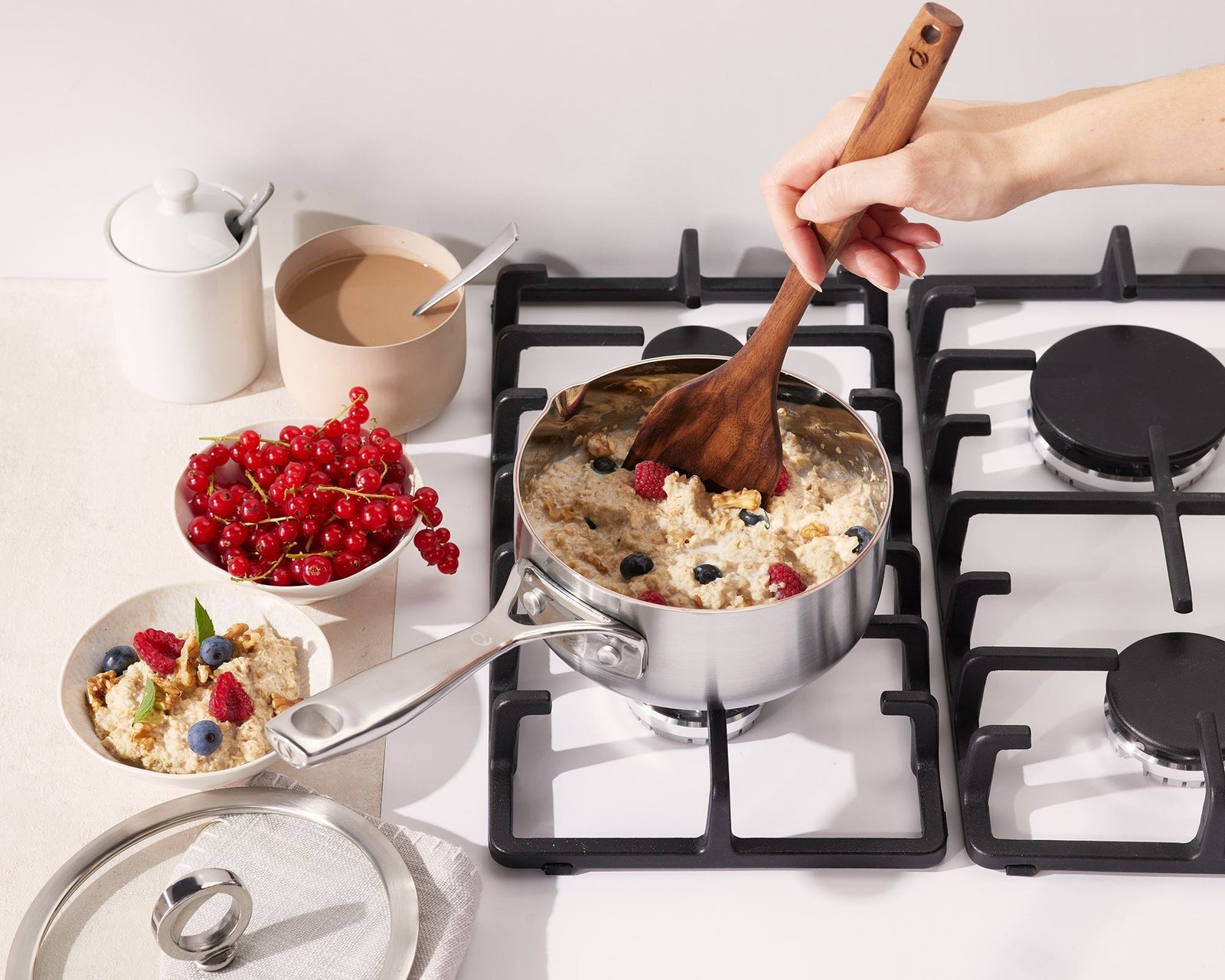 Laden Sie das Bild in den Galerie-Viewer, Pentola con nucleo in rame
